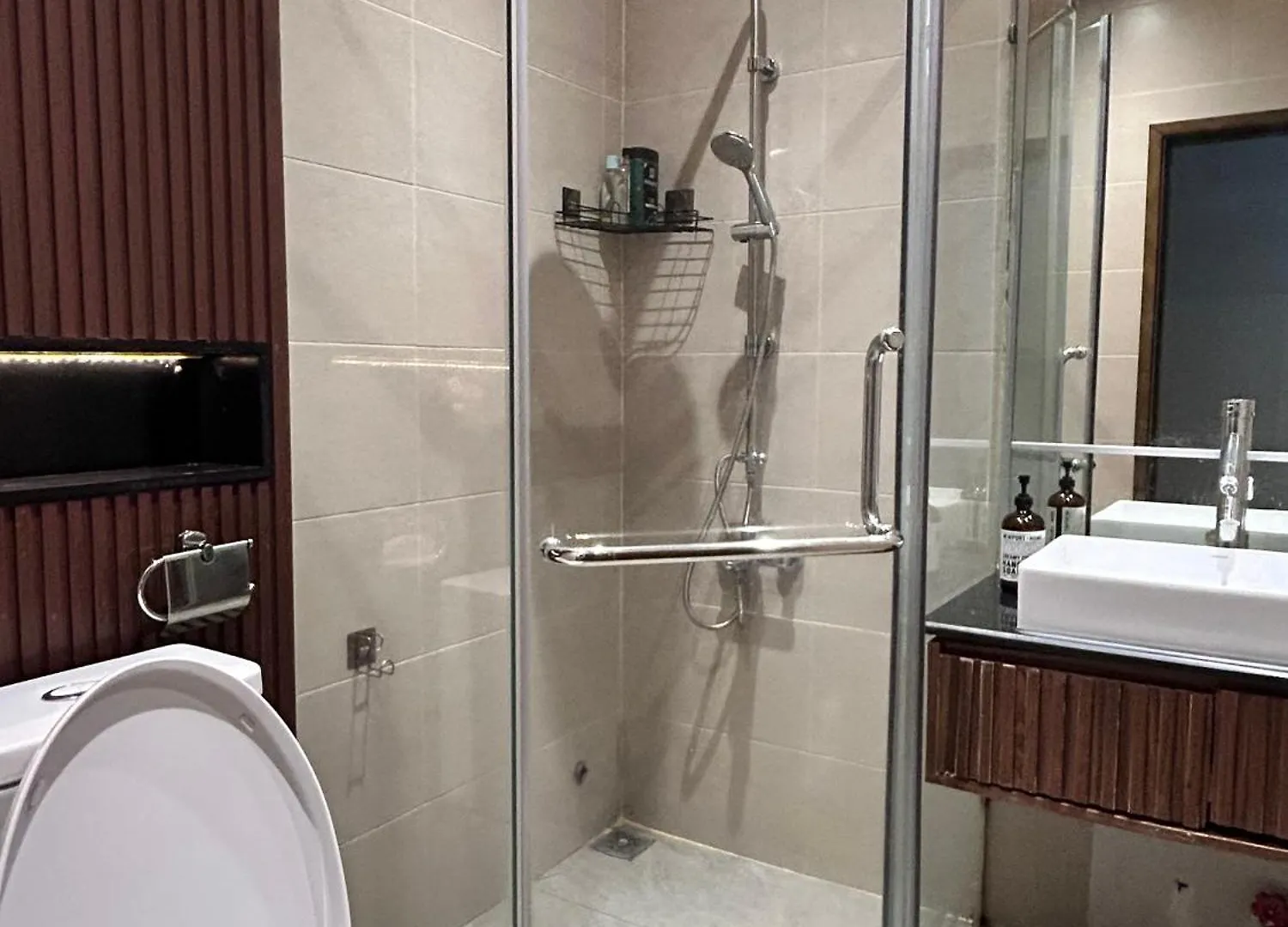 Unu C&B Homestay Ho Şi Min